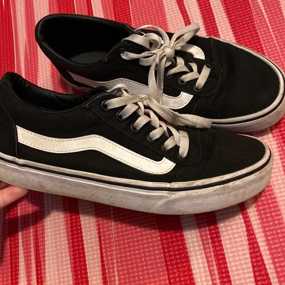 black vans - Picture 2 of 5